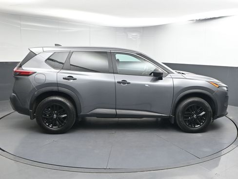 Certified 2023 Nissan Rogue S image 9