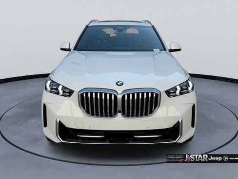 Used 2024 BMW X5 sDrive40i w/ Premium Package RWD image 2