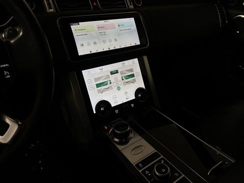 Used 2022 Land Rover Range Rover P525 Westminster Edition image 19