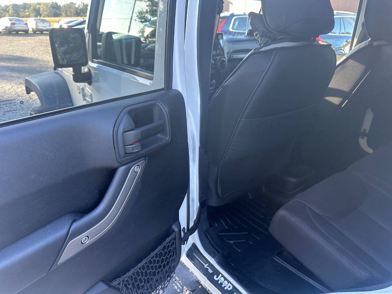 Used 2014 Jeep Wrangler Unlimited Sport w/ Quick Order Package 24S AWD/4WD image 11