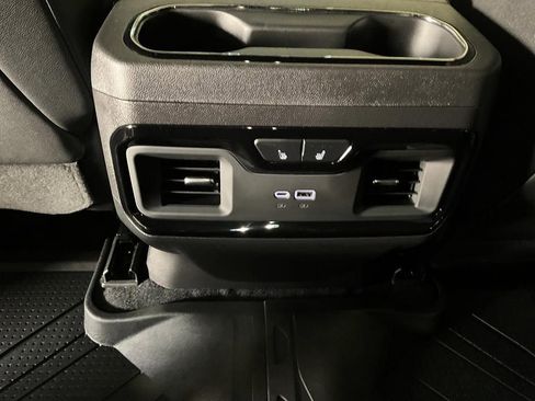 Used 2025 Chevrolet Silverado 1500 ZR2 w/ Dark Appearance Package image 41