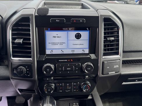 Used 2016 Ford F150 XLT w/ Equipment Group 302A Luxury AWD/4WD image 18