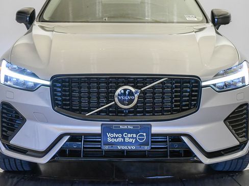 Certified 2023 Volvo XC60 T8 Ultimate AWD/4WD image 7