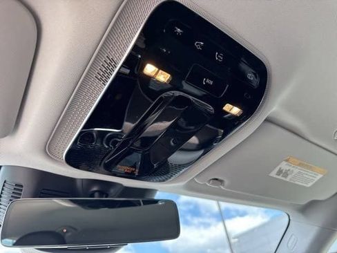 New 2025 Mercedes-Benz GLC 350e 4MATIC image 21