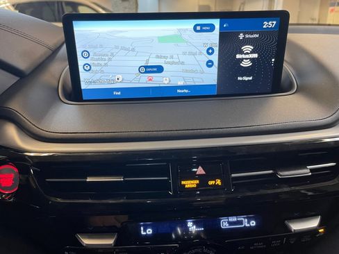Certified 2023 Acura MDX SH-AWD w/ Technology Package image 24