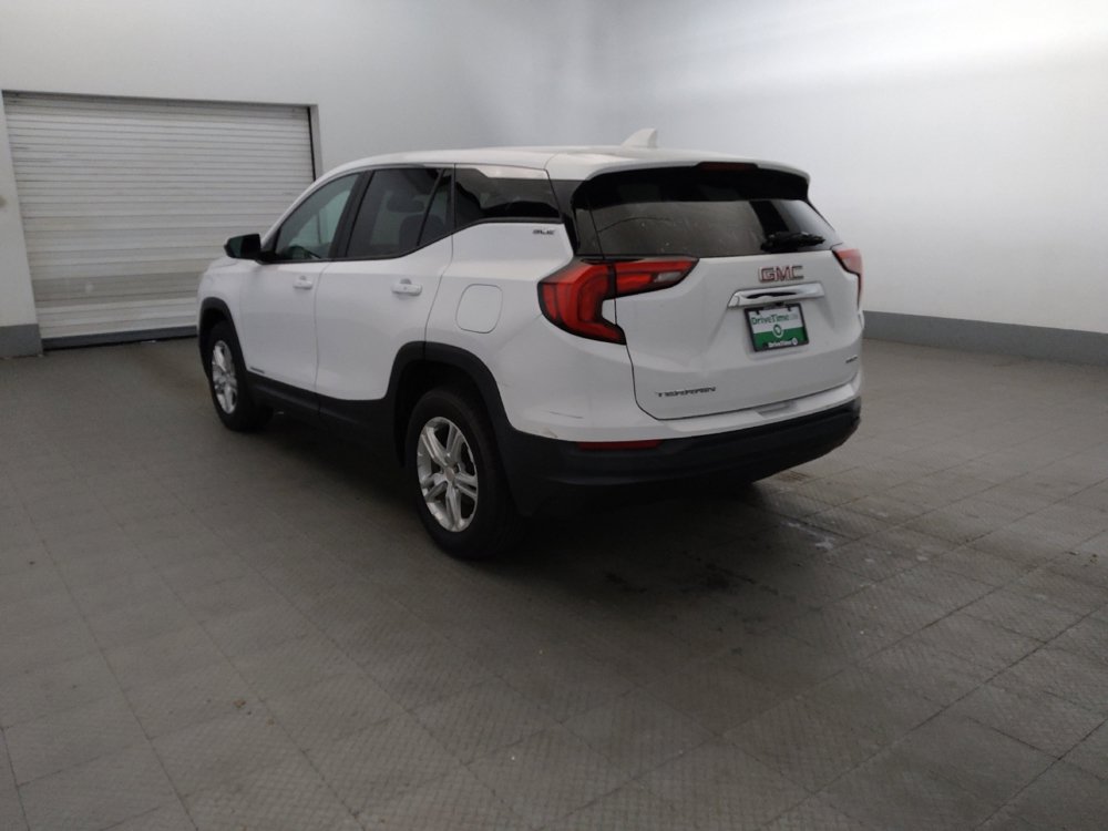 Used 2021 GMC Terrain SLE w/ LPO, Floor Liner Package AWD/4WD image 5