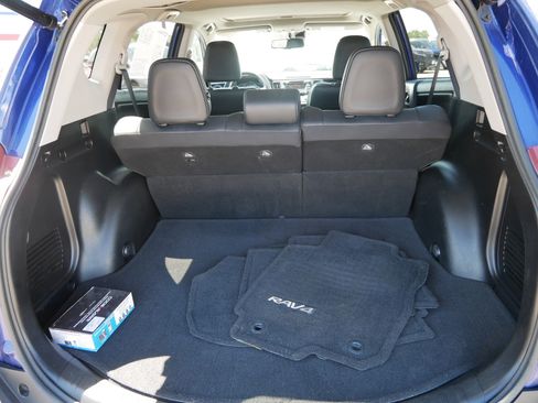 Used 2015 Toyota RAV4 Limited w/ Technology Package AWD/4WD image 18