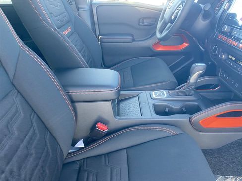 New 2026 Nissan Frontier PRO-4X w/ Pro-4x Convenience Package image 9