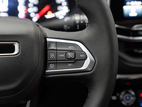 New 2026 Jeep Compass Limited image 14