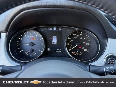 Used 2022 Nissan Rogue Sport SL image 16