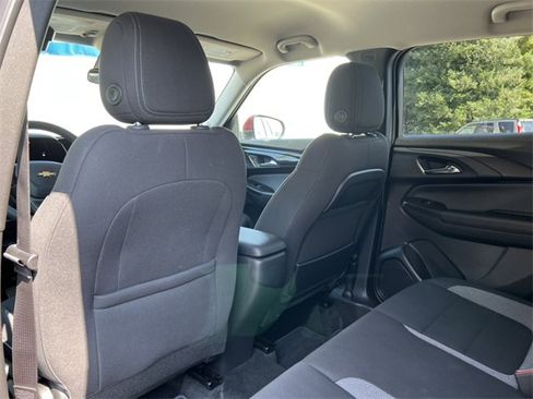 Used 2025 Chevrolet TrailBlazer LT image 31
