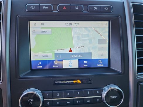 Used 2020 Ford Expedition Max Platinum image 28