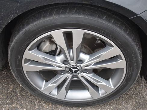 Used 2017 Mercedes-Benz C 300 4MATIC Sedan image 11