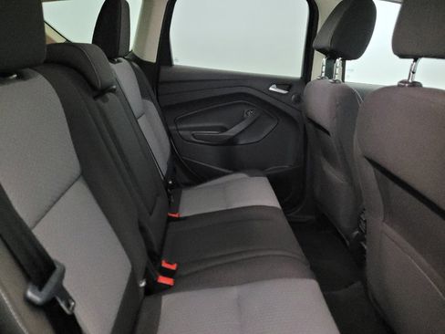 Used 2017 Ford Escape SE w/ Equipment Group 201A AWD/4WD image 19