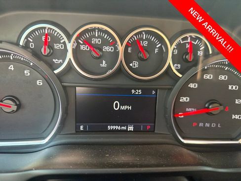 Used 2020 Chevrolet Silverado 1500 RST AWD/4WD image 9