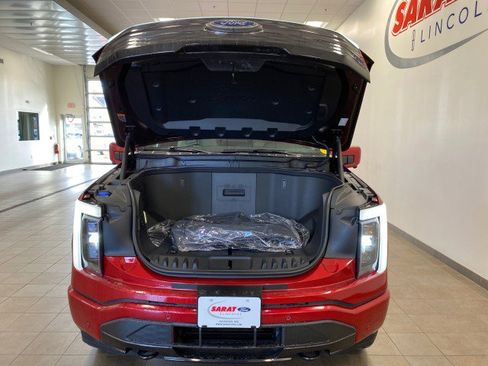 New 2023 Ford F150 Lightning Platinum image 4