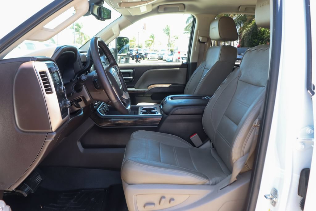 Used 2015 GMC Sierra 2500 Denali w/ Duramax Plus Package AWD/4WD image 21