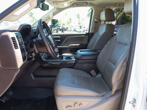 Used 2015 GMC Sierra 2500 Denali w/ Duramax Plus Package AWD/4WD image 21