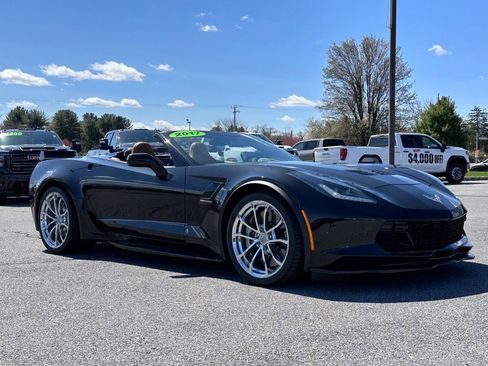 Used 2017 Chevrolet Corvette Grand Sport w/ Z07 Performance Package RWD image 12