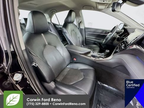 Used 2022 Toyota Camry XSE image 32