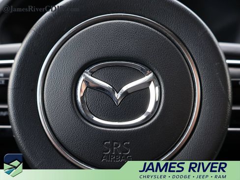 Used 2025 MAZDA CX-70 3.3 Turbo w/ Preferred Package AWD/4WD image 28