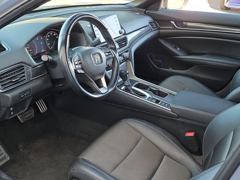 Used 2022 Honda Accord Sport image 10