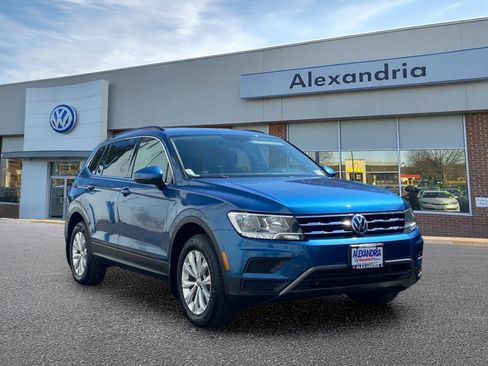 Used 2019 Volkswagen Tiguan SE FWD image 1