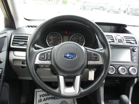 Used 2018 Subaru Forester 2.5i w/ Alloy Wheel Package AWD/4WD image 31