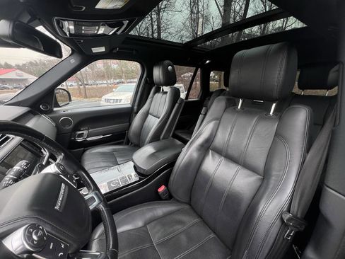 Used 2016 Land Rover Range Rover HSE image 13