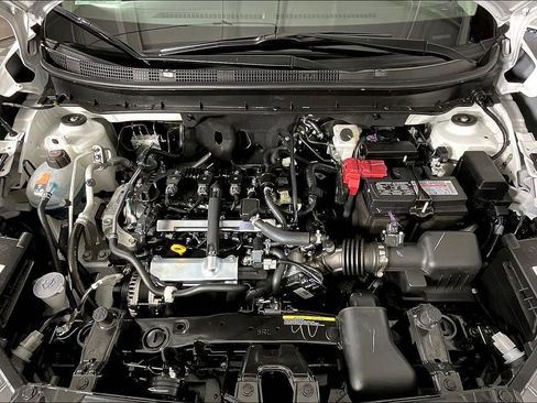 New 2025 Nissan Kicks Play S image 17