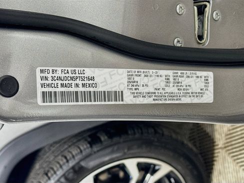 Used 2023 Jeep Compass Limited AWD/4WD image 28
