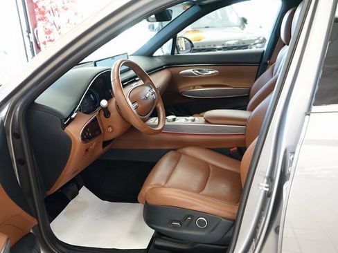 Used 2022 Genesis GV70 2.5T w/ Advanced Package image 28