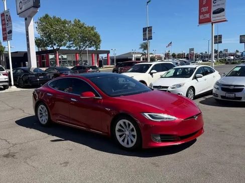 Used 2016 Tesla Model S 75D image 2