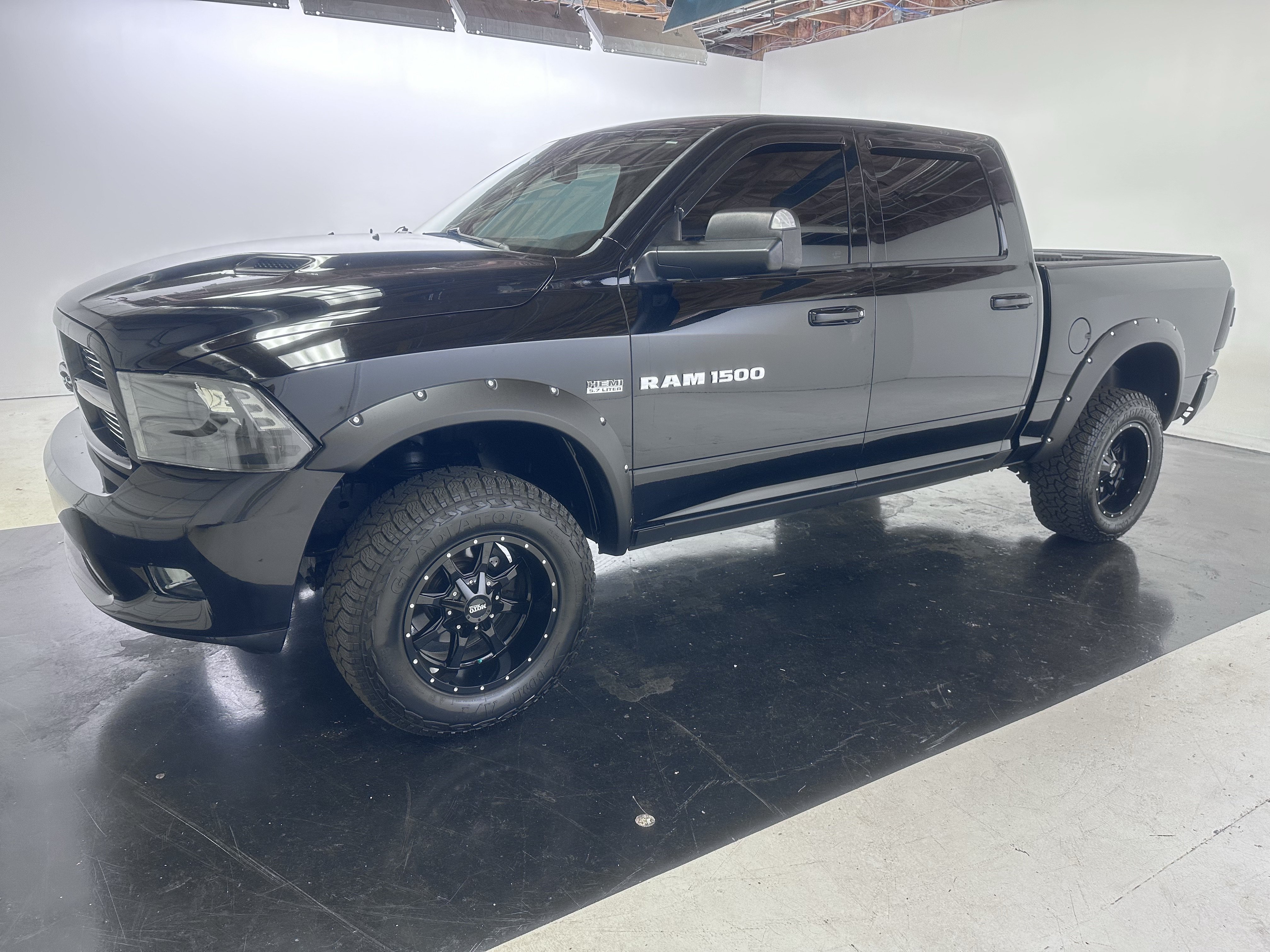 Used 2012 RAM 1500 Sport w/ Sport Premium Group AWD/4WD image 9