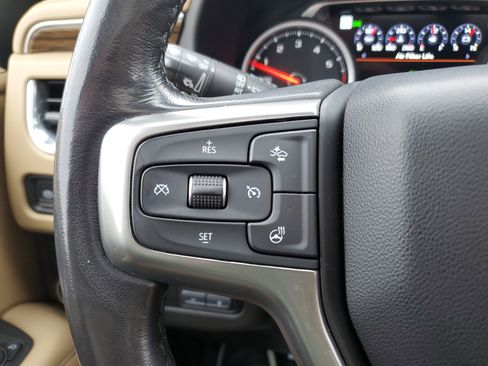 Used 2021 Chevrolet Suburban Premier w/ Premium Package image 14