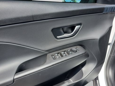 New 2026 Hyundai Kona SEL Premium FWD image 15