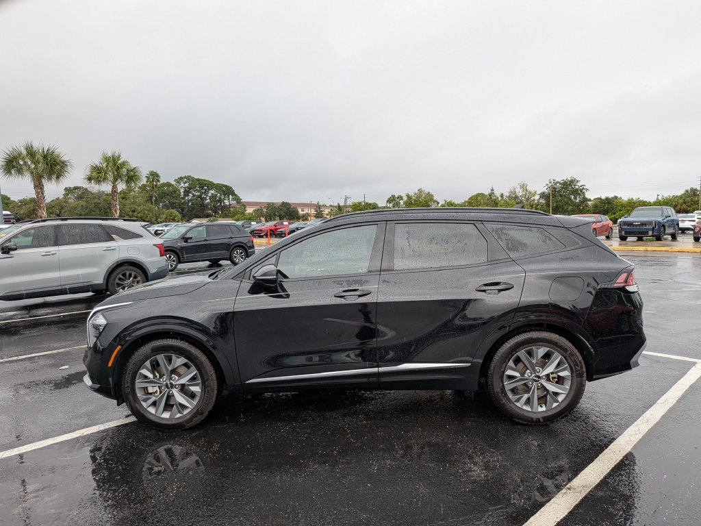 Certified 2023 Kia Sportage SX FWD image 6