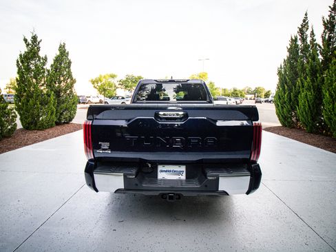 Used 2023 Toyota Tundra Limited w/ Power Package AWD/4WD image 9