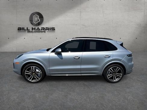 Used 2020 Porsche Cayenne Turbo AWD/4WD image 9