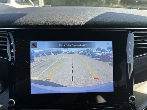 Used 2024 Jeep Wagoneer Series II w/ Flexible Seating Group image 25