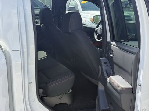 Used 2026 Nissan Frontier PRO-4X w/ Pro-4x Convenience Package AWD/4WD image 32