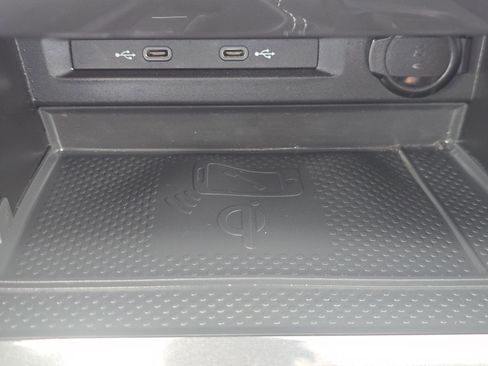 Certified 2024 Volkswagen Tiguan SE AWD/4WD image 13