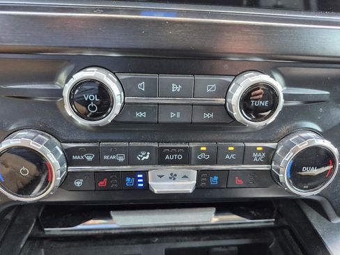 Used 2023 Ford F250 Lariat w/ Lariat Ultimate Package image 23