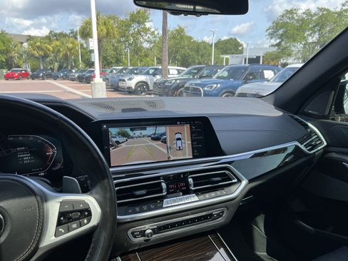Used 2021 BMW X5 xDrive40i w/ M Sport Package AWD/4WD image 30