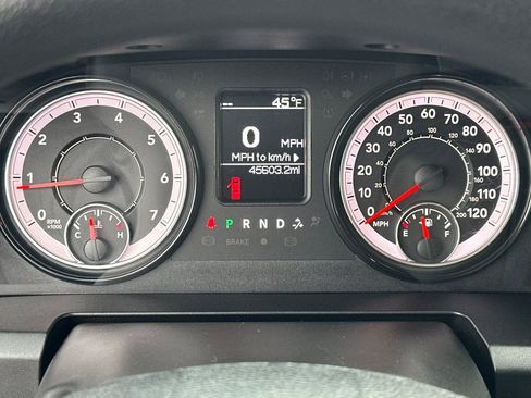 Used 2024 RAM 1500 Classic SLT image 27