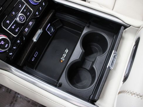 Used 2022 GMC Yukon Denali w/ Denali Premium Package image 43