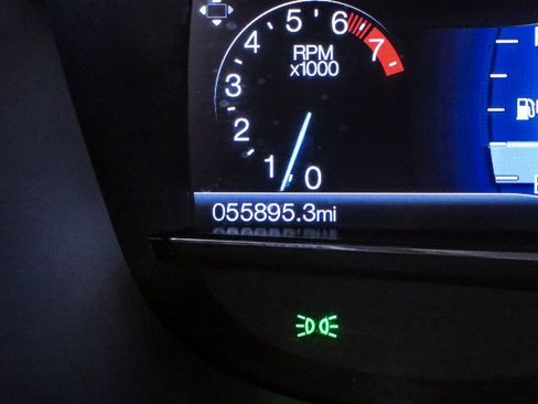 Used 2017 Ford Explorer Limited image 23