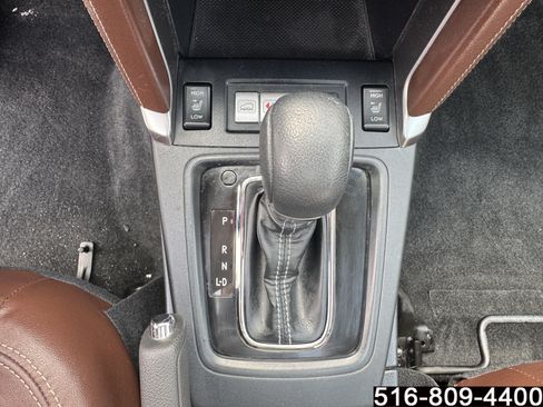 Used 2017 Subaru Forester 2.5i Touring AWD/4WD image 21