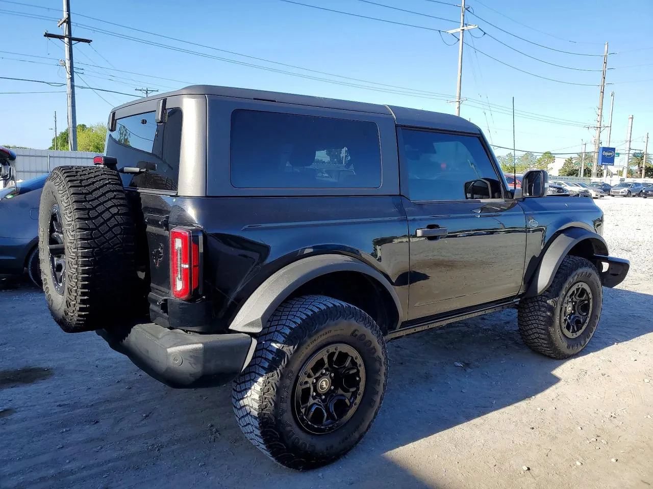 Used 2023 Ford Bronco Wildtrak AWD/4WD image 3