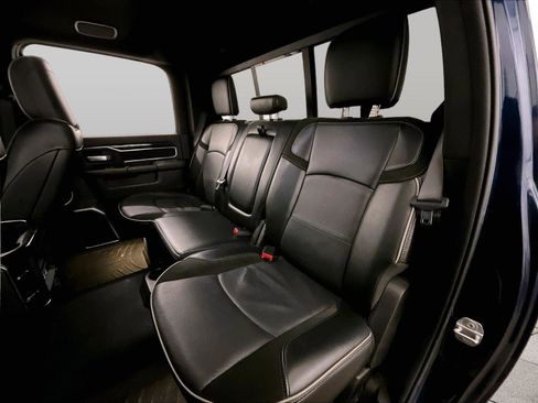 Used 2022 RAM 2500 Laramie w/ Night Edition image 25